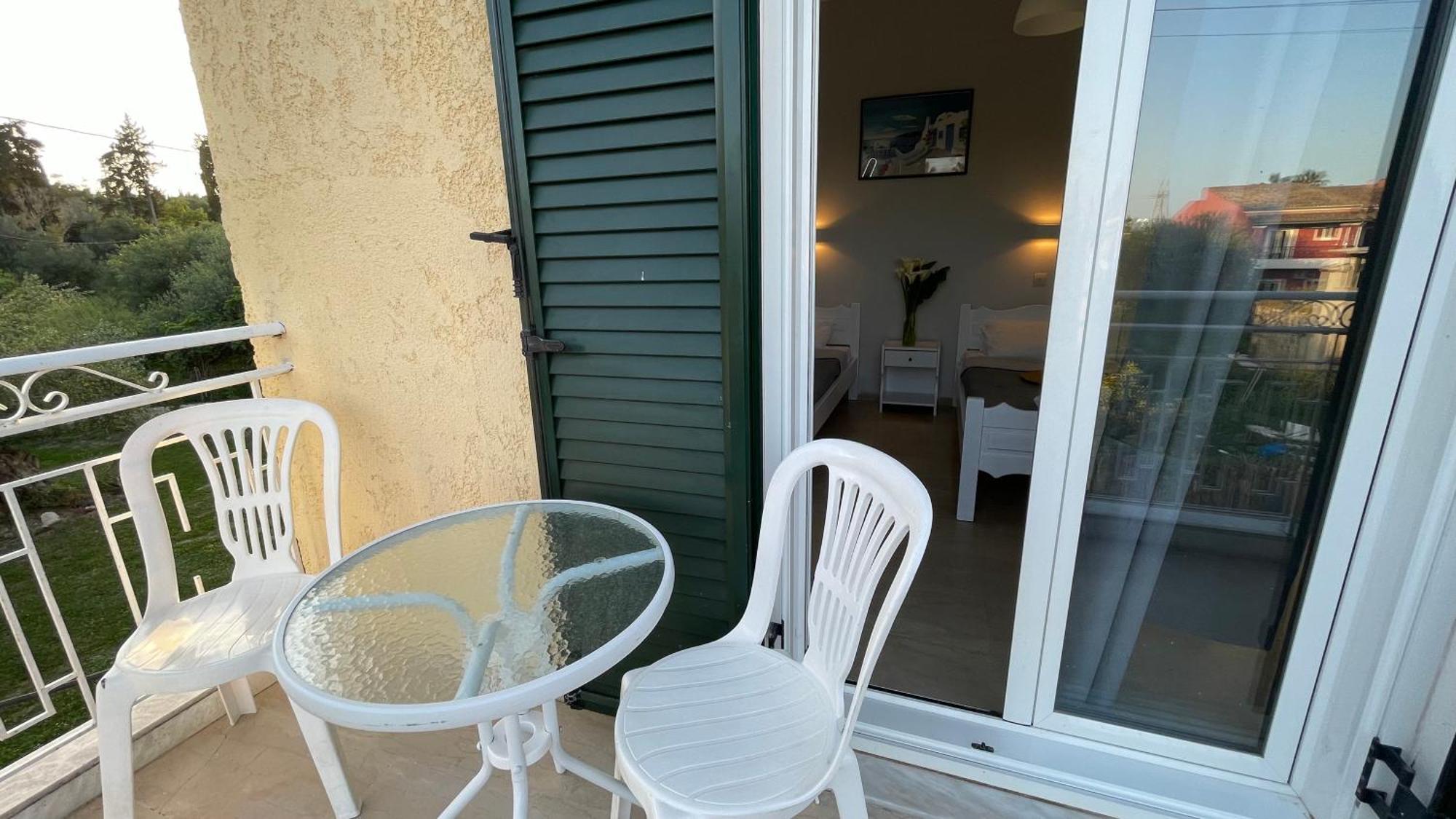 Kavos Aparthotel エクステリア 写真